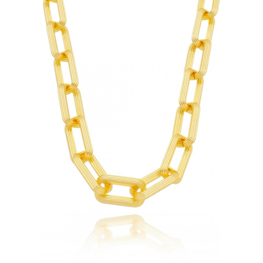 Colar com corrente de elos grandes banhado a ouro 18k 