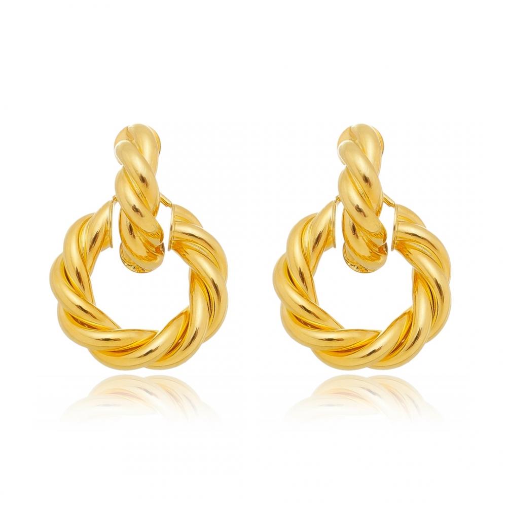 Brinco argola de tubo torcido banhado a ouro 18k 