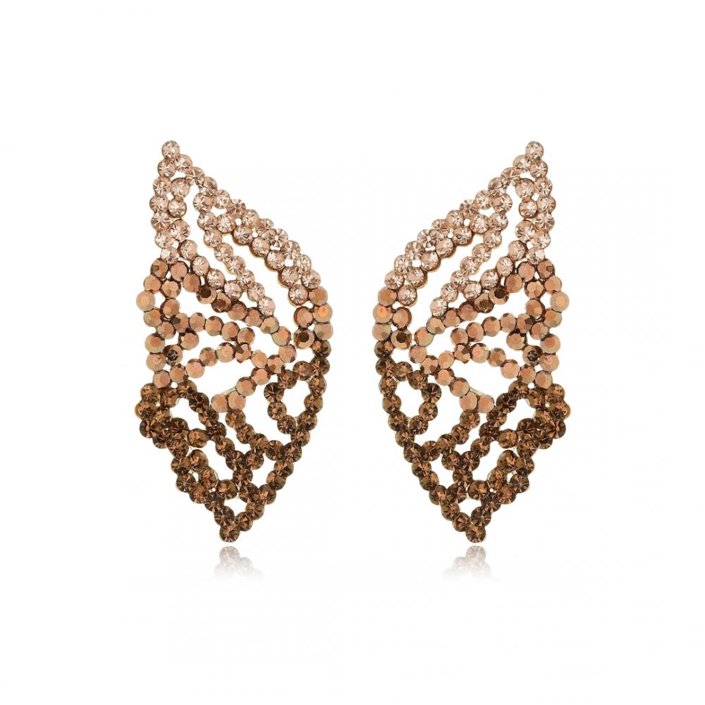 Brinco de strass em degrade com formato de borboleta banhado em ouro 18k 