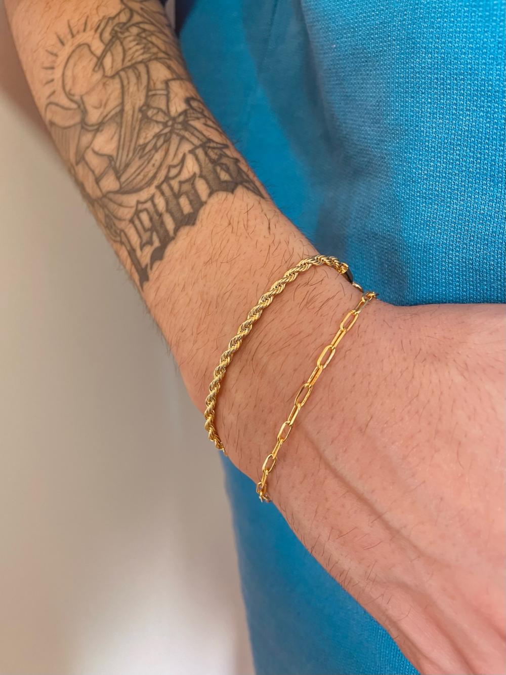 Pulseira masculina com corrente de elos pequeno retangular banhado a ouro 18k
