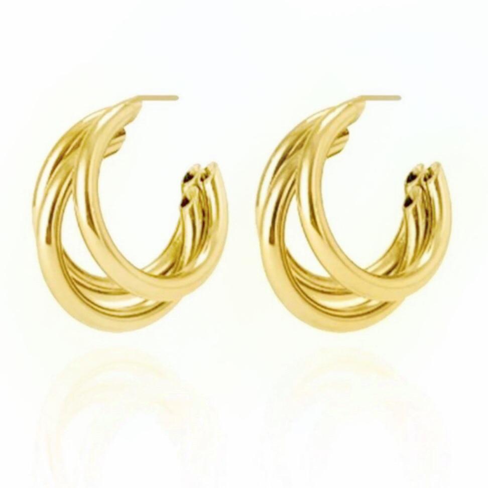 Brinco Tassia de argola tubo triplo banhado a ouro 18k