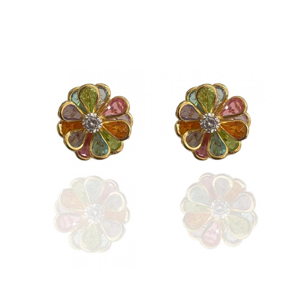 Brinco Anastácia de flor cravejado banhado a ouro 18k 