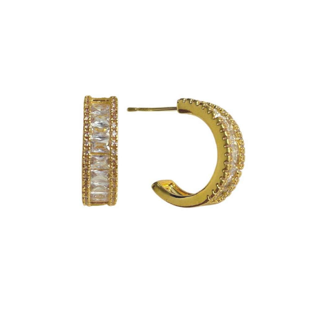 Brinco cravejado de meia argola Milena banhado a ouro 18k