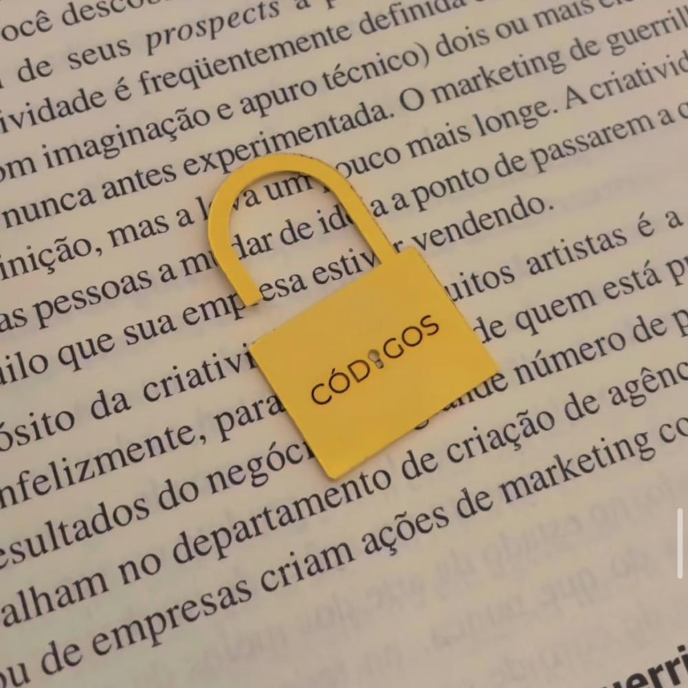 Marca página personalizado banhado a ouro 18k